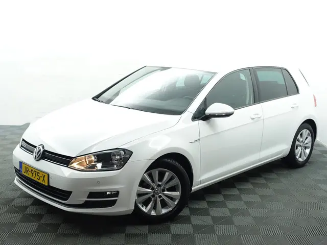 Volkswagen Golf 1.0 TSI Comfortline+ 2016 Benzine 4