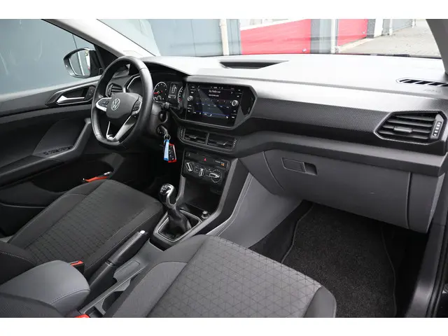 Volkswagen T-Cross 1.0 TSI Life 2021 Benzine 13