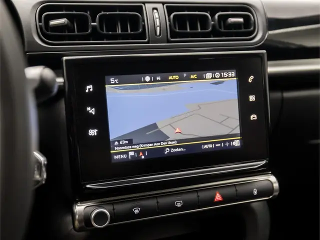 Citroën C3 1.2 PureTech Shine Sport 2018 Benzine 21