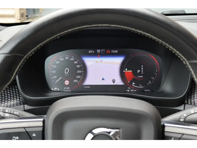 Volvo XC40 T5 Recharge R-Design 2020 Hybride Benzine 24