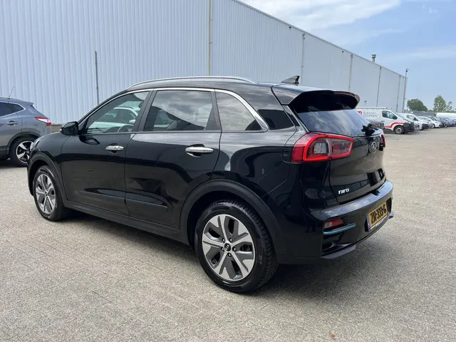 Kia e-Niro ExecutiveLine 64 kWh 2019 Elektrisch 37