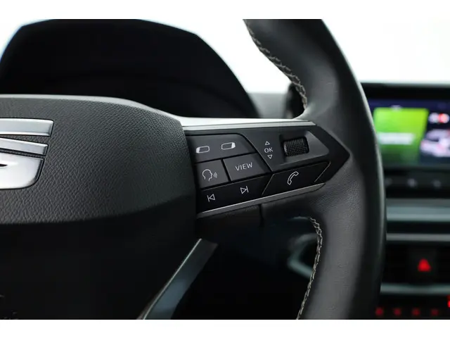 SEAT Arona 1.0 TSI Xperience 2022 Benzine 13
