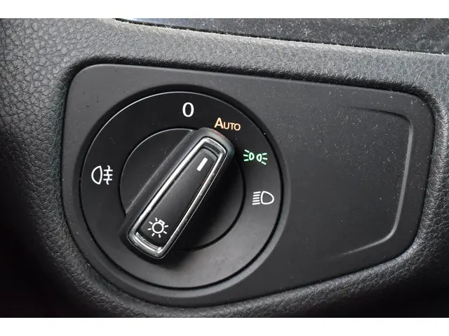 Volkswagen e-Golf e-Golf 2017 Elektrisch 14
