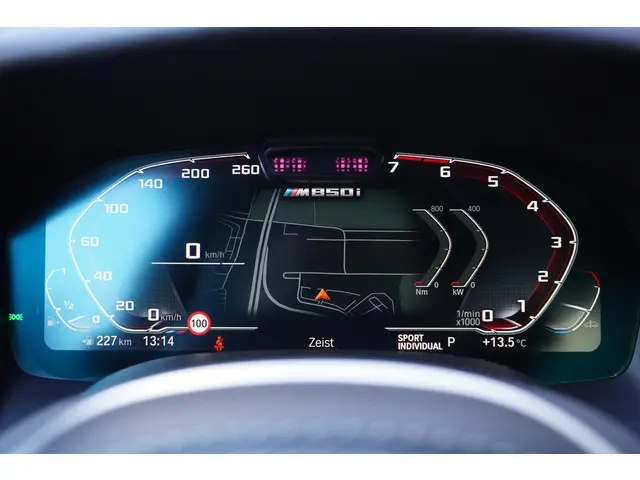 BMW 8 Serie Coupé M850i xDrive 2018 Benzine 28