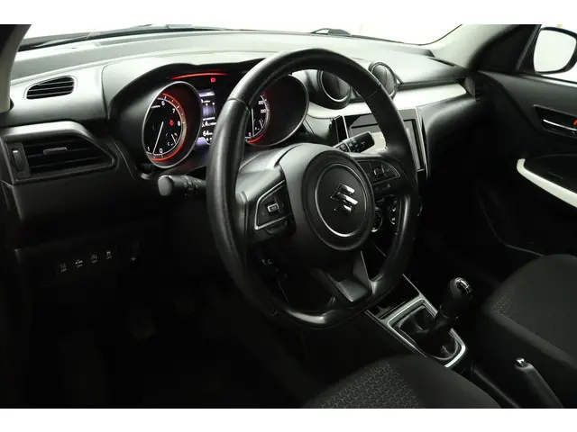 Suzuki Swift 1.0 Stijl Smart Hybrid 2019 Benzine 56
