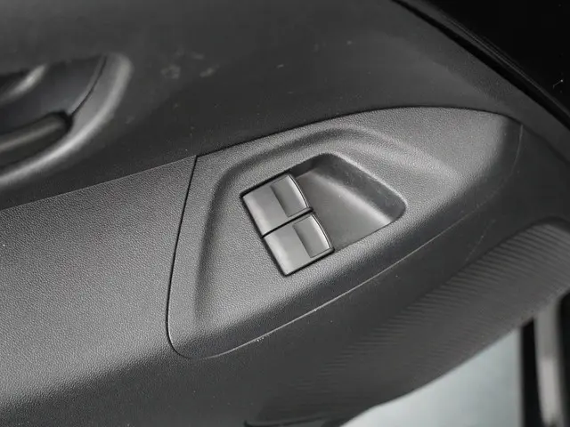 Peugeot 108 1.0 e-VTi Active 2017 Benzine 13