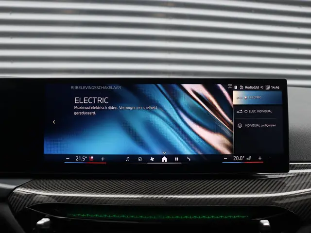 BMW 3 Serie Touring 330e 2026 Hybride Benzine 25