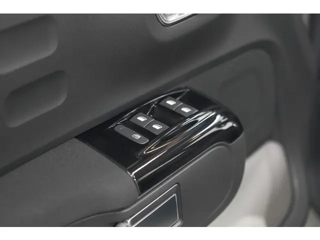 Citroën C3 PureTech 82 S&S Feel Edition 2021 Benzine 26