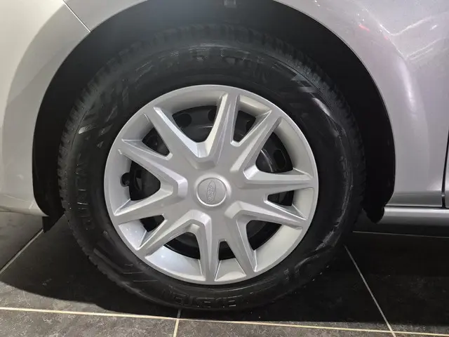 Ford Fiesta 1.0 EcoBoost Connected 2021 Benzine 25