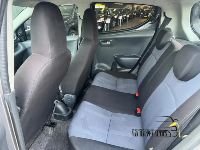 Suzuki Alto 1.0 Celebration EASSS 2015 Benzine 12