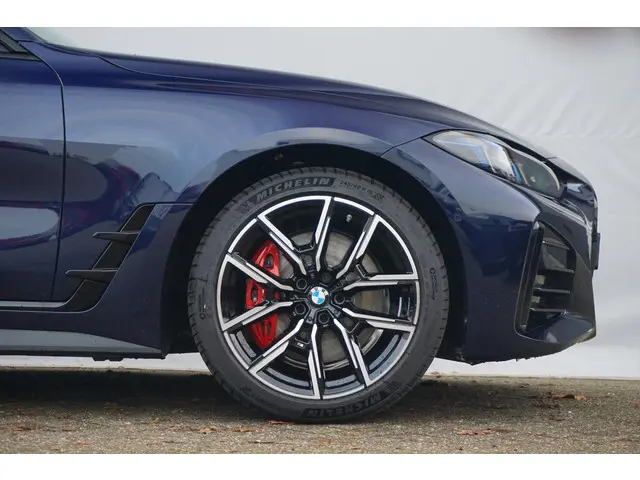 BMW 4 Serie Gran Coupé 420i 2025 Benzine 6