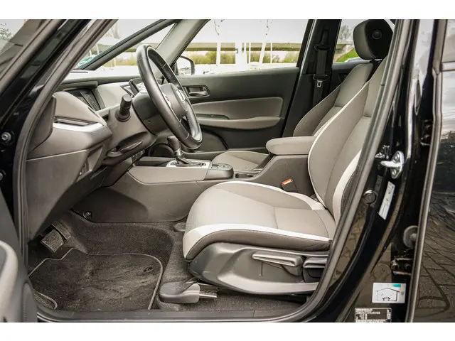 Honda Jazz 1.5i e:HEV CROSSTAR 2023 Hybride Benzine 25