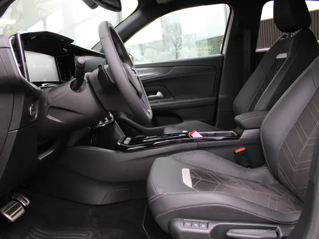 Opel Mokka 1.2 Turbo Ultimate 2024 Benzine 12