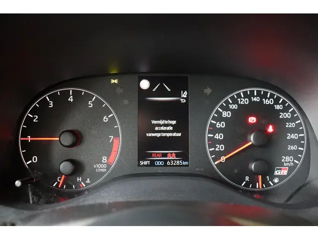 Toyota Yaris 1.6 GR Premium, 1ste eigenaar 2022 Benzine 24