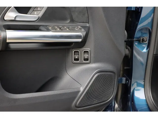 Mercedes-Benz GLA 250 e AMG Line 2022 Hybride Benzine 27