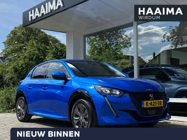 Peugeot e-208