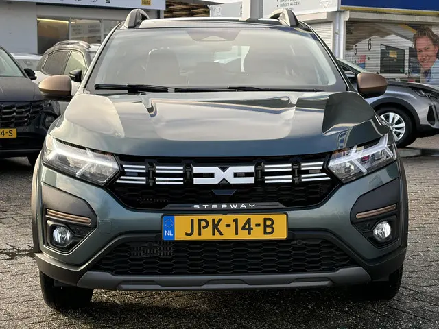 Dacia Sandero Stepway 1.1 TCe 110 Extreme 2024 Benzine 13