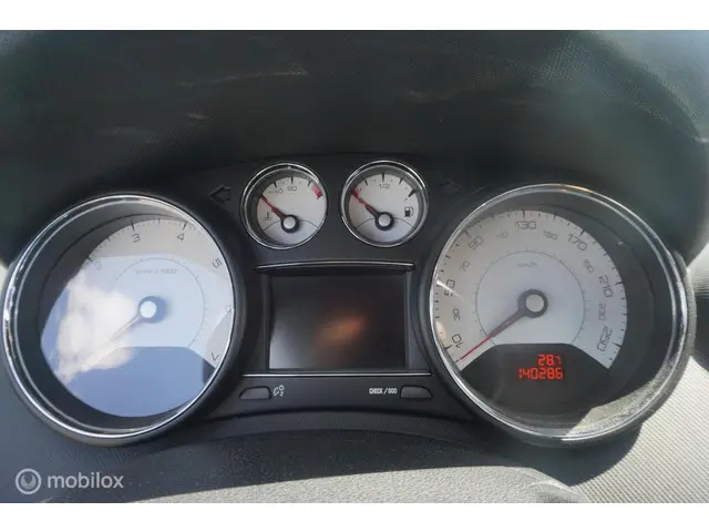 Peugeot 308 CC 1.6 THP Roland Garros 2014 Benzine 11