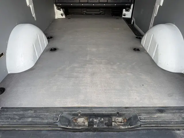 Mercedes-Benz Vito 114 1.9 CDI 2022 Diesel 13