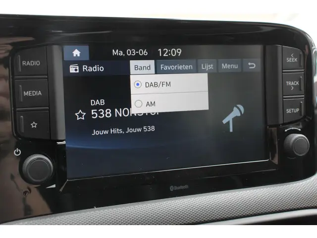 Hyundai i10 1.0 Comfort Automaat 5-zits 2024 Benzine 18