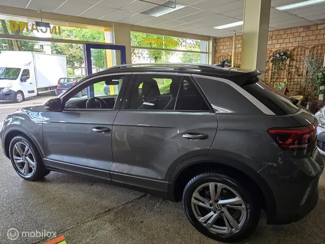Volkswagen T-Roc 1.5 TSI R-Line 2023 Benzine 4