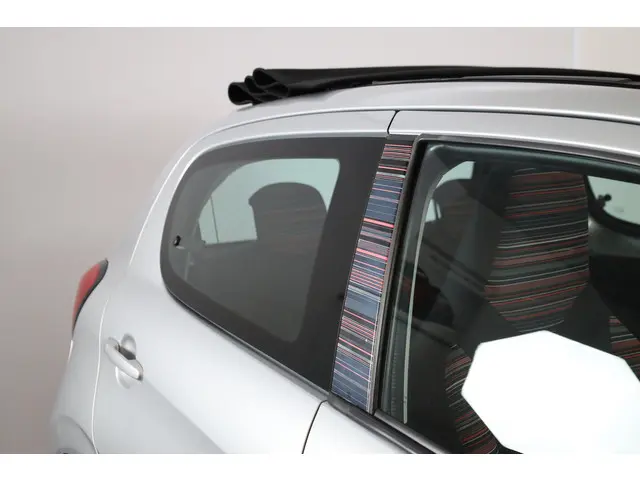 Citroën C1 PT 82 Airscape Shine 2015 Benzine 6