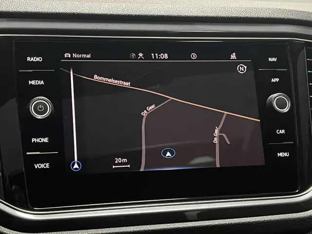 Volkswagen T-Roc 1.5 TSI Sport 2021 Benzine 4