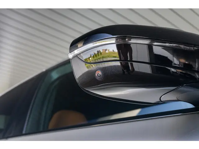 BMW M5 5 Serie Competition 2020 Benzine 18