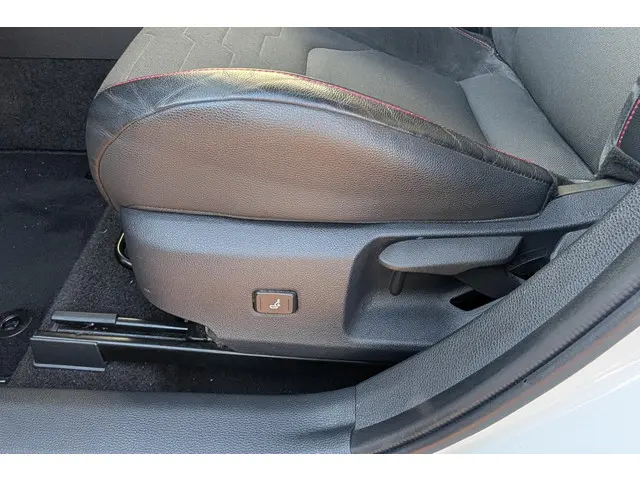 Toyota Corolla 1.8 Hybrid Executive 2020 Hybride Benzine 5