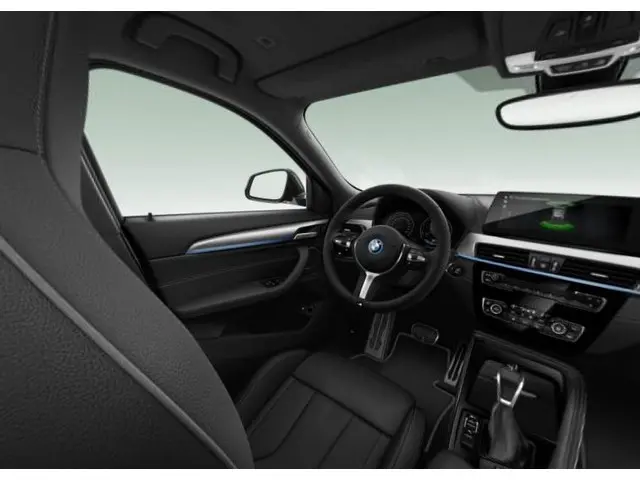 BMW X2 xDrive25e High Executive 2023 Hybride Benzine 16