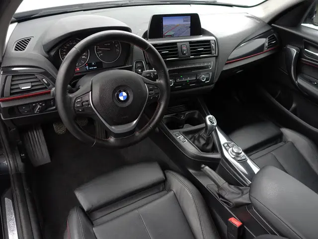 BMW 1 Serie 114i M Sport+ 2013 Benzine 2