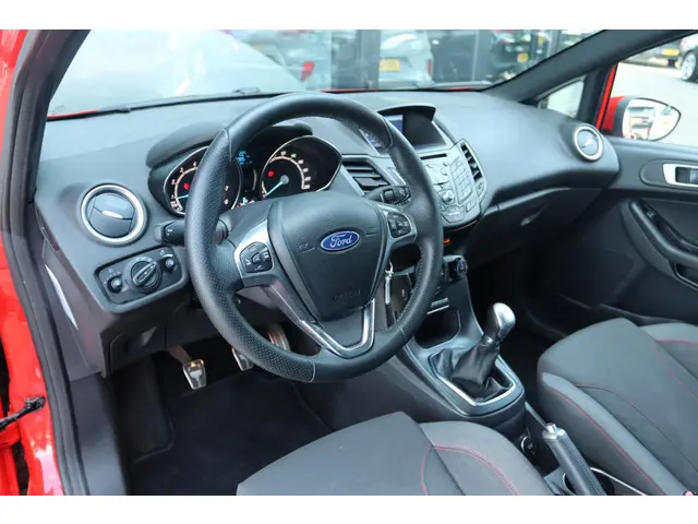 Ford Fiesta 1.0 ECOBOOST ST-LINE 2016 Benzine 16