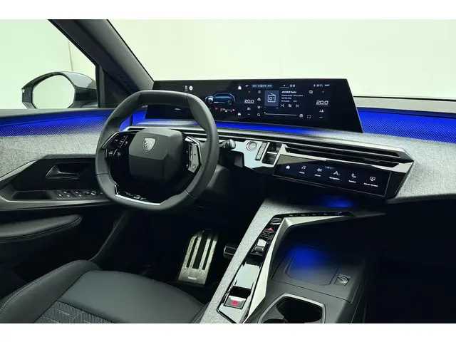 Peugeot 5008 1.2 Hybrid 145 GT 2025 Hybride Benzine 36