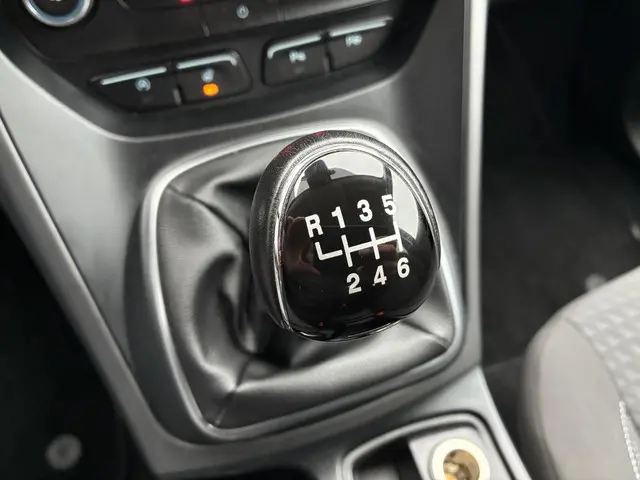 Ford C-MAX HELAAS VERKOCHT!!! 2019 Benzine 42