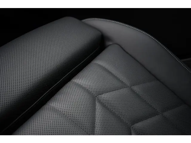 BMW 5 Serie Touring 520i M-Sport 2024 Benzine 88