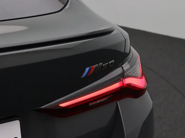 BMW i4 M50 2024 Elektrisch 31