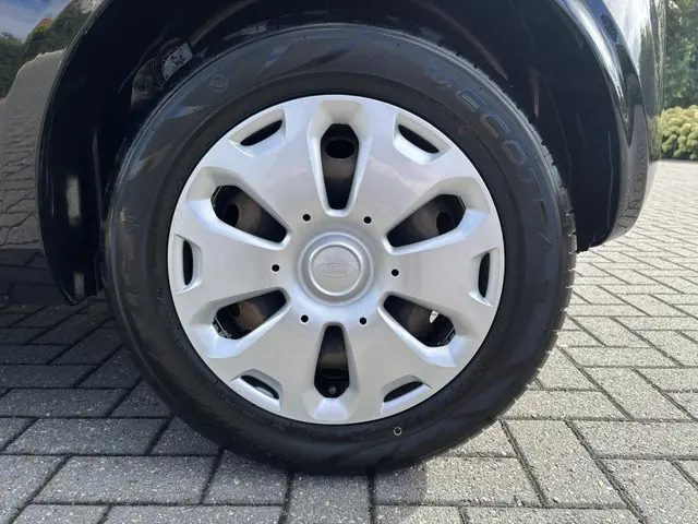 Ford Ka 1.2 Style start/stop | Airco | 2014 Benzine 10