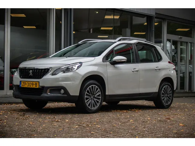 Peugeot 2008 1.2 PureTech Active 2019 Benzine 29