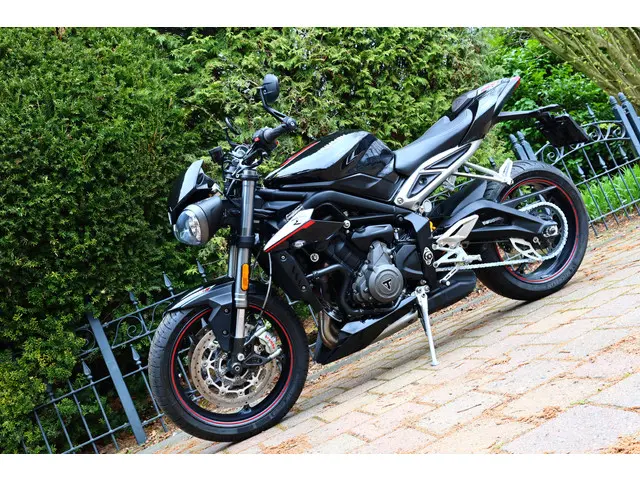 Triumph Street Triple 765 RS ABS Edition 2017 Benzine 3