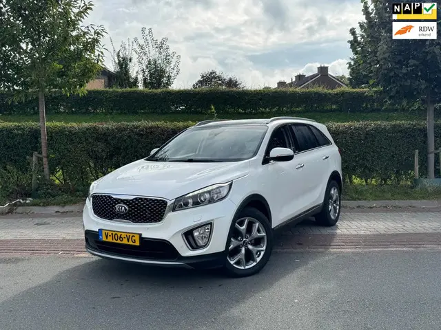 Kia Sorento 2.2 Automaat, Leer, Panodak,trekhaak 2015 Diesel