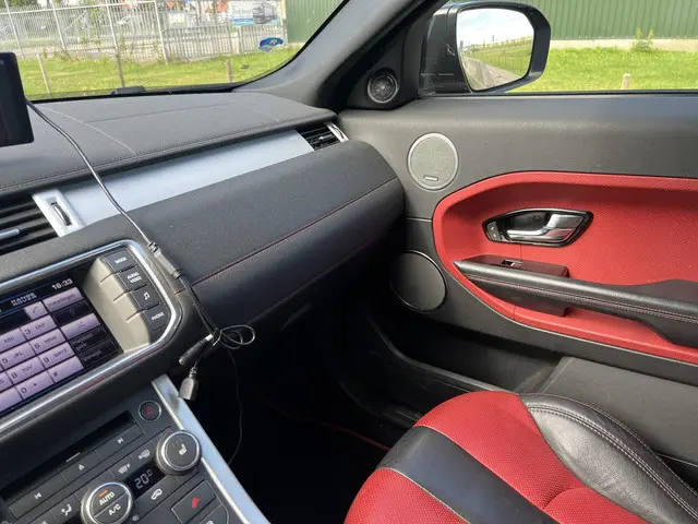 Land Rover Range Rover Evoque 2.0 Si 4WD 2013 Benzine 12