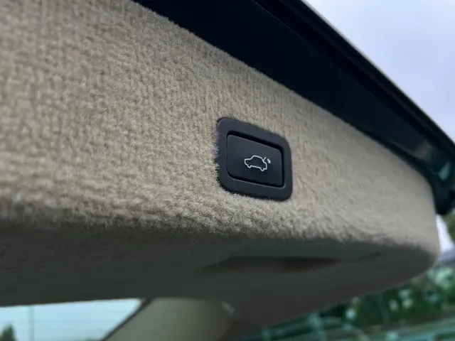 Volvo V70 2.0 T4 Inscription Edition 2016 Benzine 30