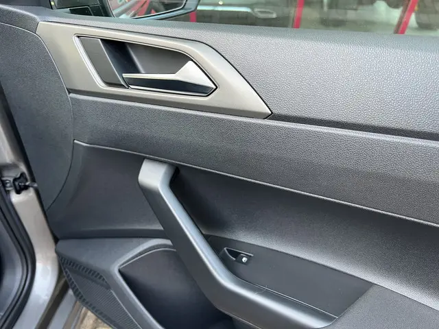 Volkswagen Polo 1.0 MPI Comfortline 2021 Benzine 27