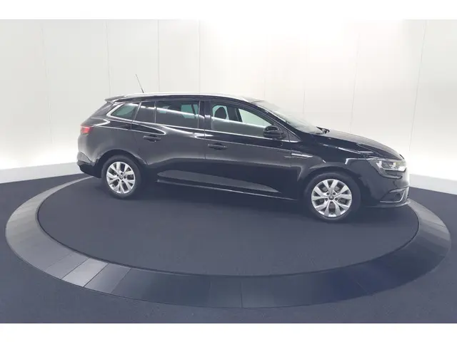 Renault Mégane Estate TCe 110 Limited 2020 Benzine 8