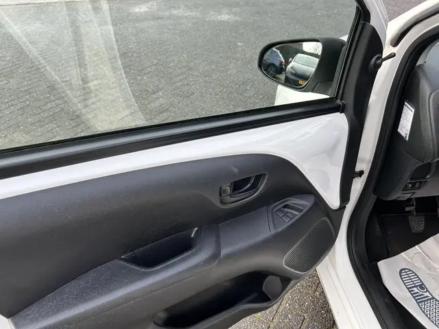 Toyota Aygo 1.0 VVT-i x-fun 2021 Benzine 10