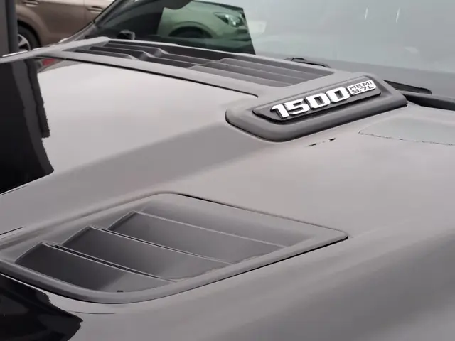 Dodge Ram 1500 5.7 V8 4x4 Crew Cab Laramie 2019 LPG/Gas 41