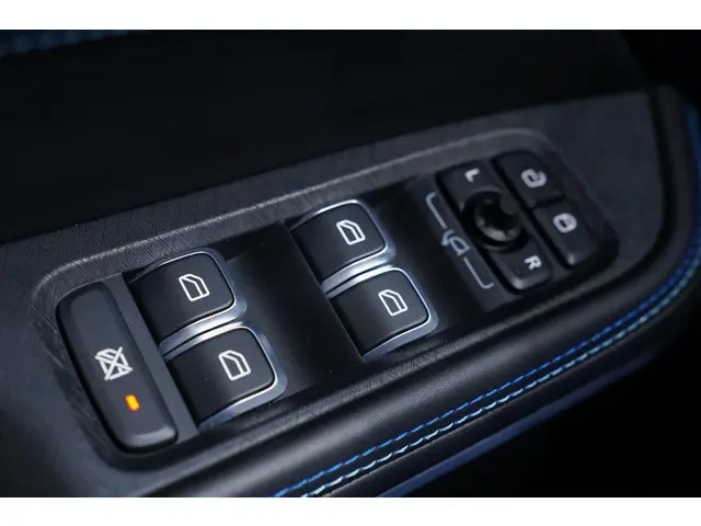 Lynk & Co 01 1.5 2023 Hybride Benzine 25