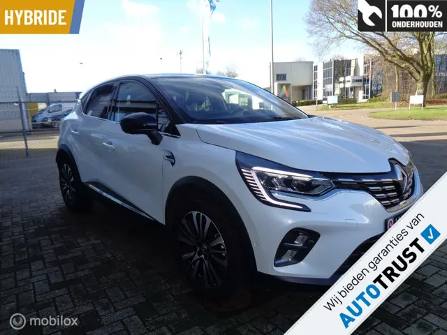 Renault Captur 1.3 TCe Initiale Paris 2023 Benzine 2
