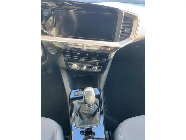 Opel Mokka 1.2 Business Elegance 2022 Benzine 11