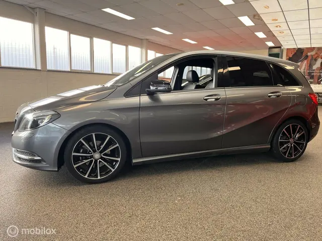 Mercedes-Benz B-Klasse 180 Ambition 2014 Benzine 6